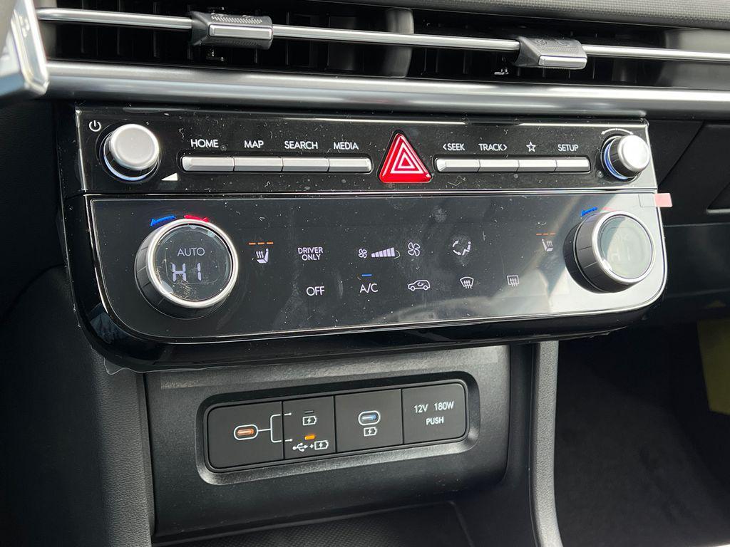 new 2026 Hyundai TUCSON Hybrid car, priced at $31,995