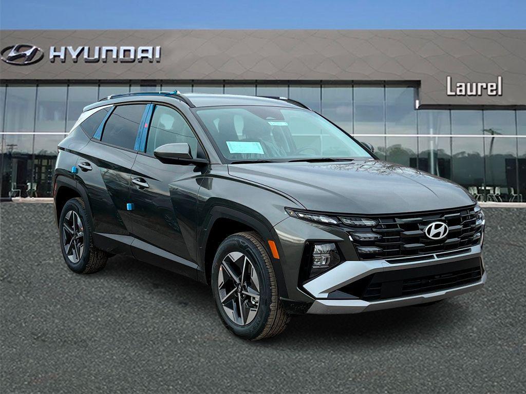 new 2026 Hyundai TUCSON Hybrid car, priced at $31,995