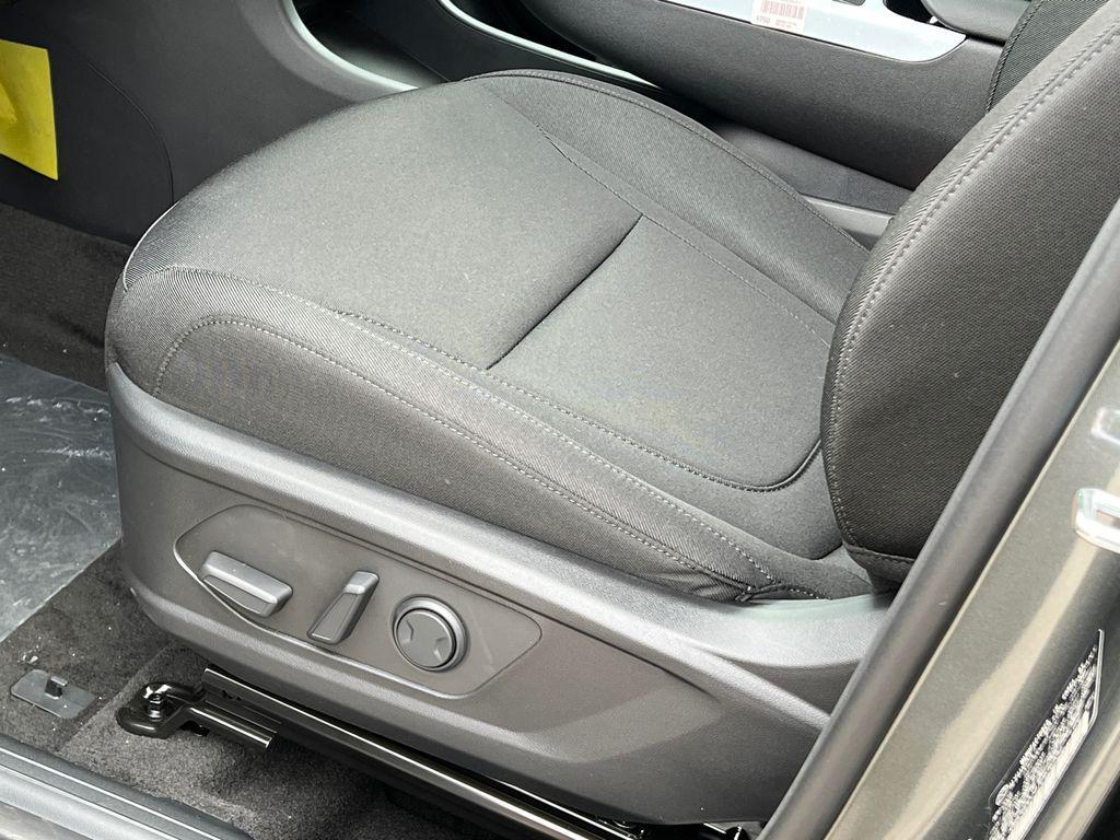 new 2026 Hyundai TUCSON Hybrid car, priced at $31,995