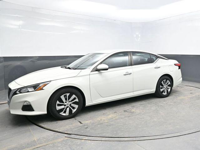 used 2021 Nissan Altima car, priced at $13,900