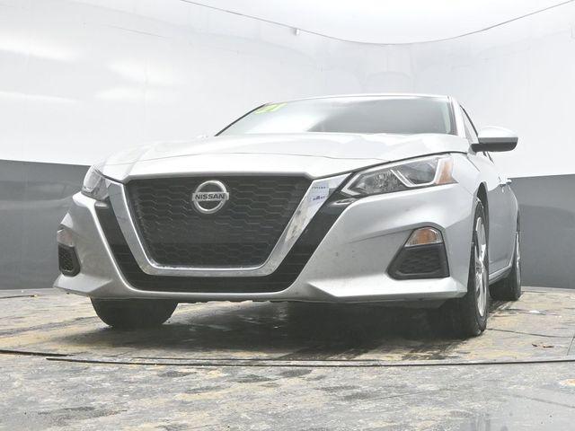 used 2021 Nissan Altima car, priced at $13,700