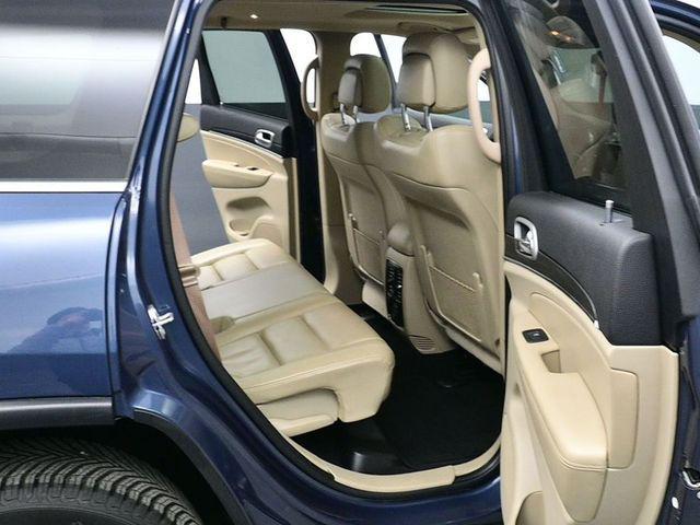 used 2021 Jeep Grand Cherokee car, priced at $21,126