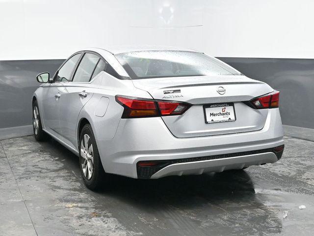 used 2021 Nissan Altima car, priced at $13,200