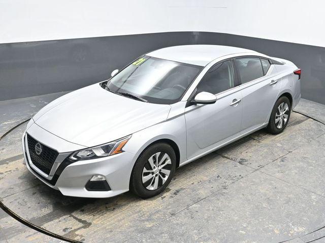used 2021 Nissan Altima car, priced at $13,386