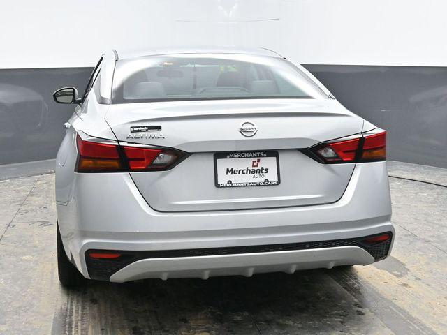 used 2021 Nissan Altima car, priced at $13,386