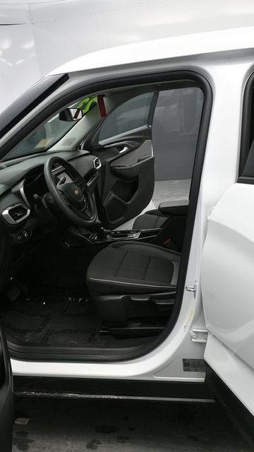 used 2023 Chevrolet TrailBlazer car, priced at $20,972