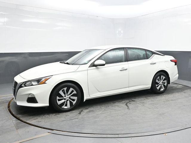 used 2021 Nissan Altima car, priced at $15,354