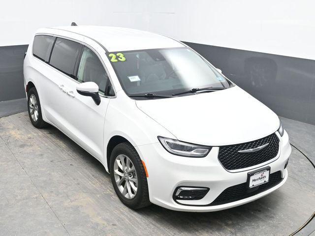 used 2023 Chrysler Pacifica car, priced at $24,889