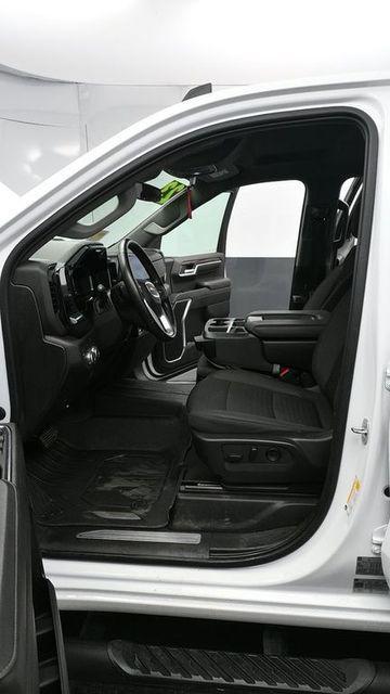 used 2023 GMC Sierra 1500 car, priced at $41,104