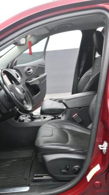 used 2020 Jeep Cherokee car, priced at $17,889