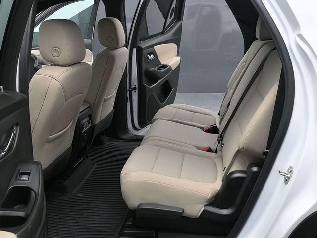 used 2023 Chevrolet Traverse car, priced at $25,657