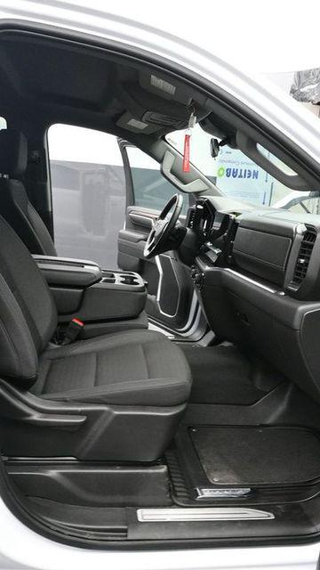 used 2025 Chevrolet Silverado 1500 car, priced at $42,978