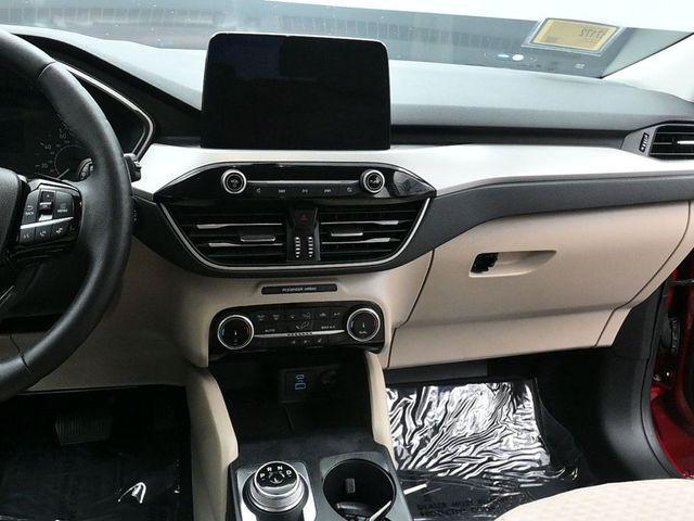used 2022 Ford Escape car, priced at $21,531