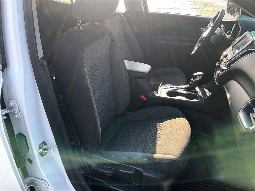 used 2024 Chevrolet Equinox car, priced at $21,424