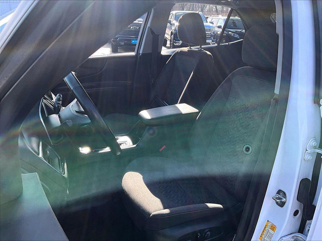 used 2023 Chevrolet Equinox car, priced at $22,024
