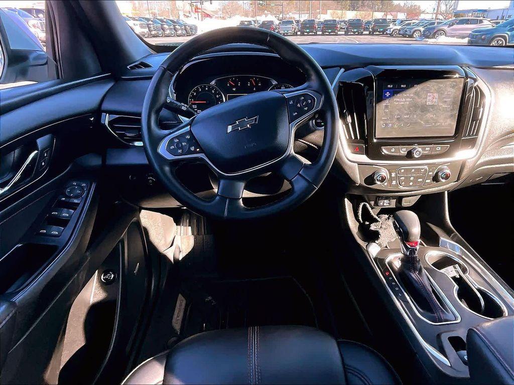 used 2023 Chevrolet Traverse car, priced at $34,698