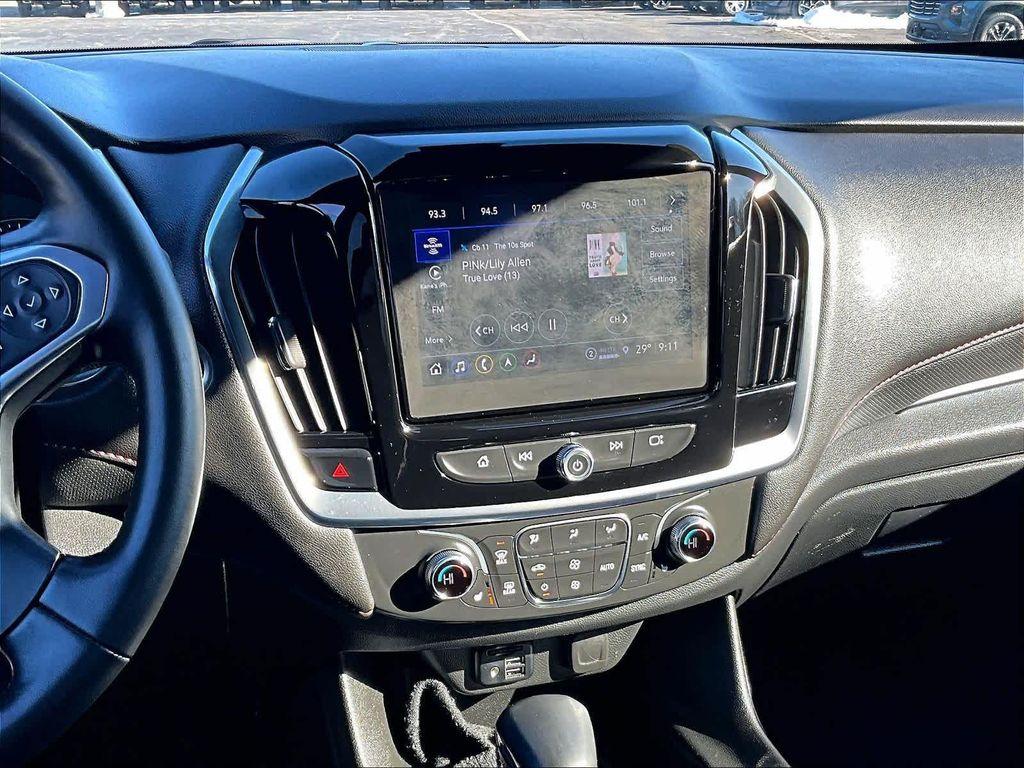 used 2023 Chevrolet Traverse car, priced at $34,698