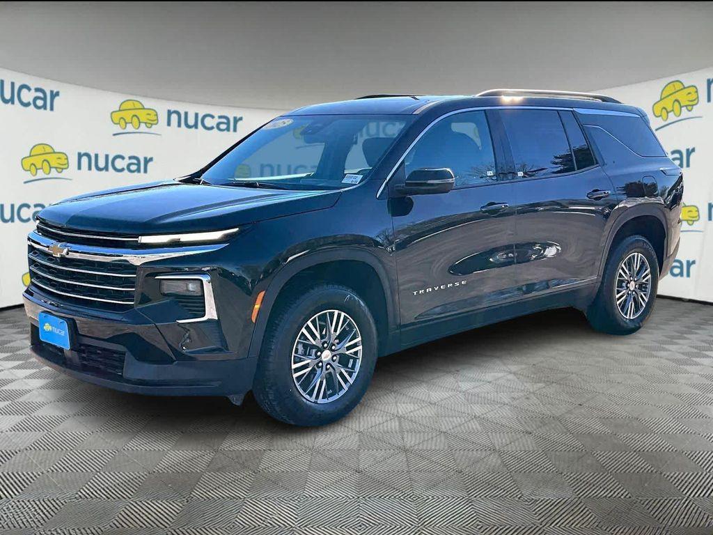 used 2025 Chevrolet Traverse car, priced at $37,297