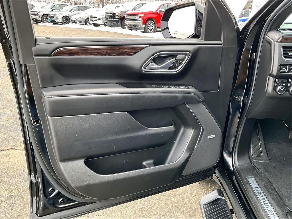 used 2023 Chevrolet Suburban car, priced at $41,997