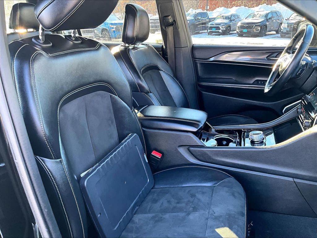 used 2021 Jeep Grand Cherokee L car, priced at $26,997