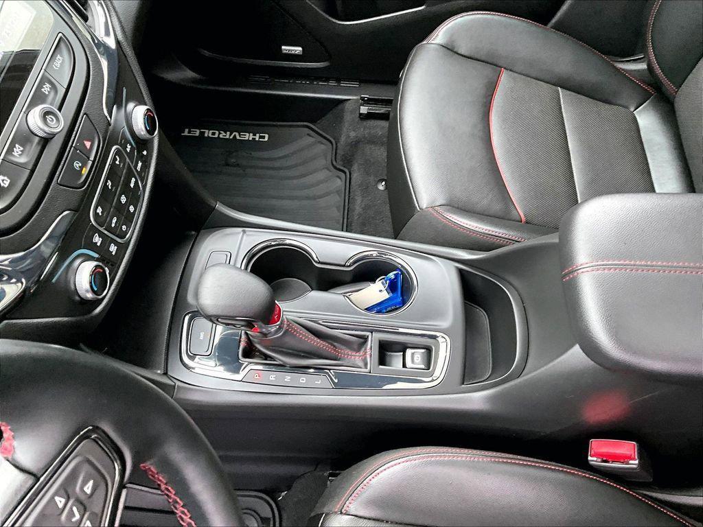 used 2023 Chevrolet Equinox car, priced at $26,519