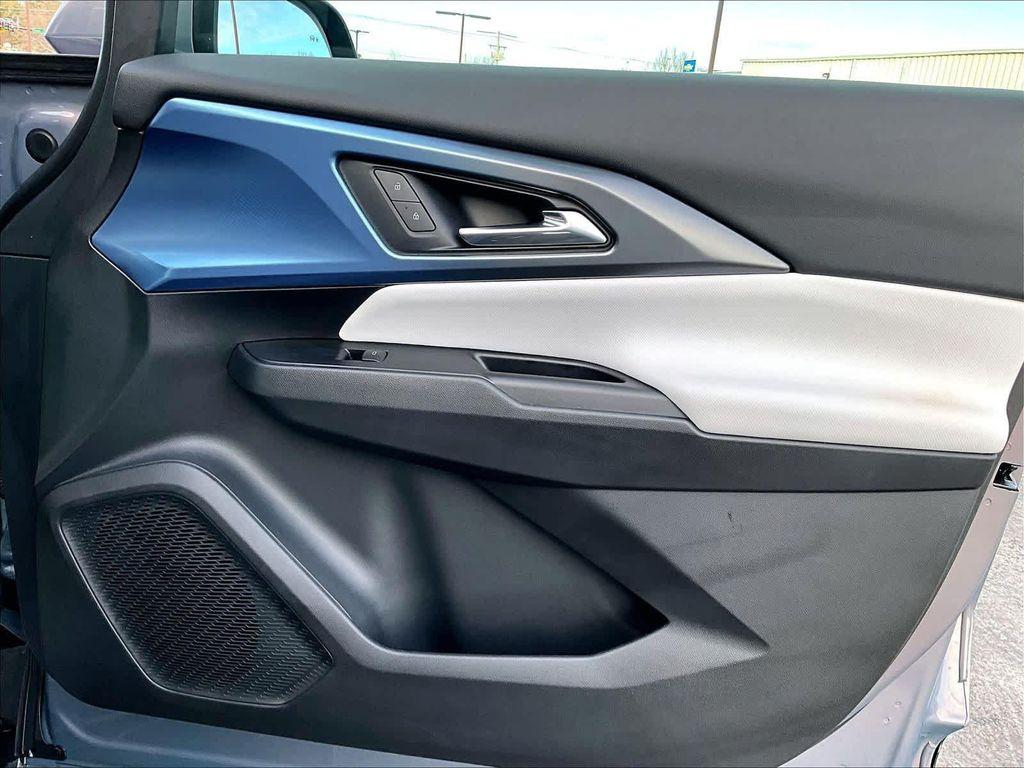 used 2025 Chevrolet Equinox EV car, priced at $23,797