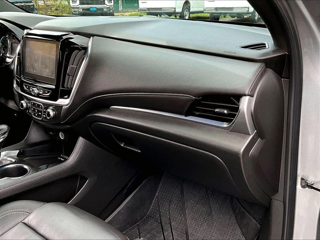 used 2023 Chevrolet Traverse car, priced at $30,329