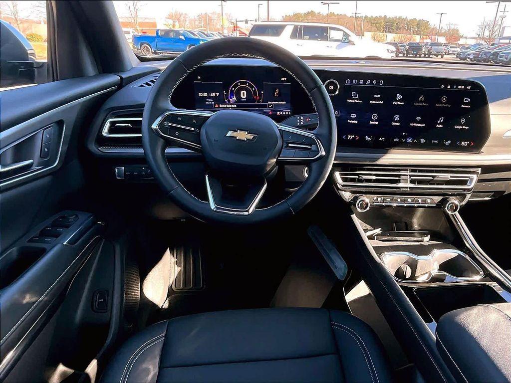 used 2026 Chevrolet Traverse car, priced at $41,990