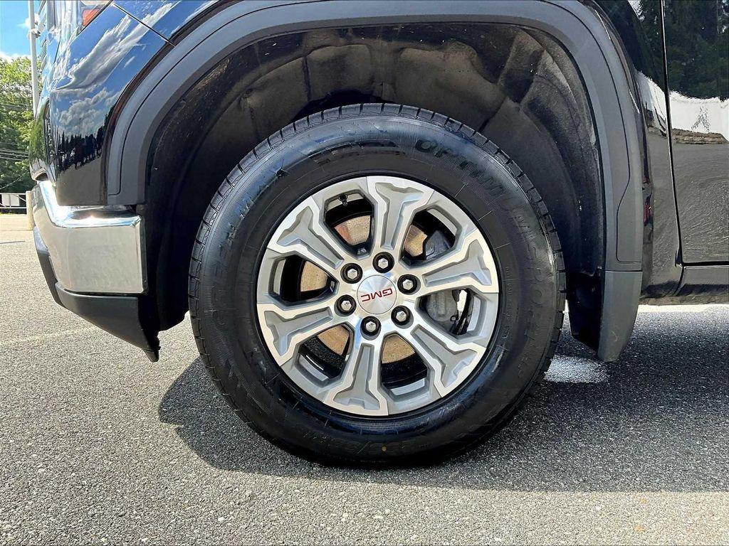 used 2024 GMC Sierra 1500 car, priced at $41,997