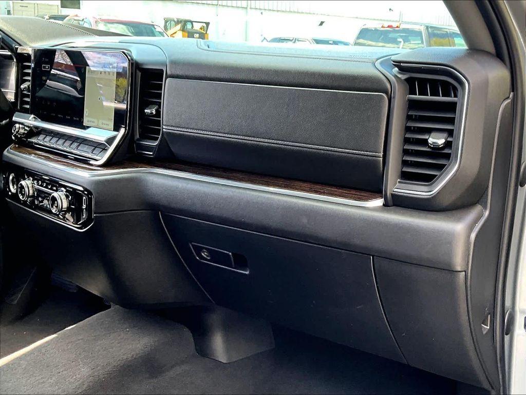 used 2023 GMC Sierra 1500 car, priced at $39,467