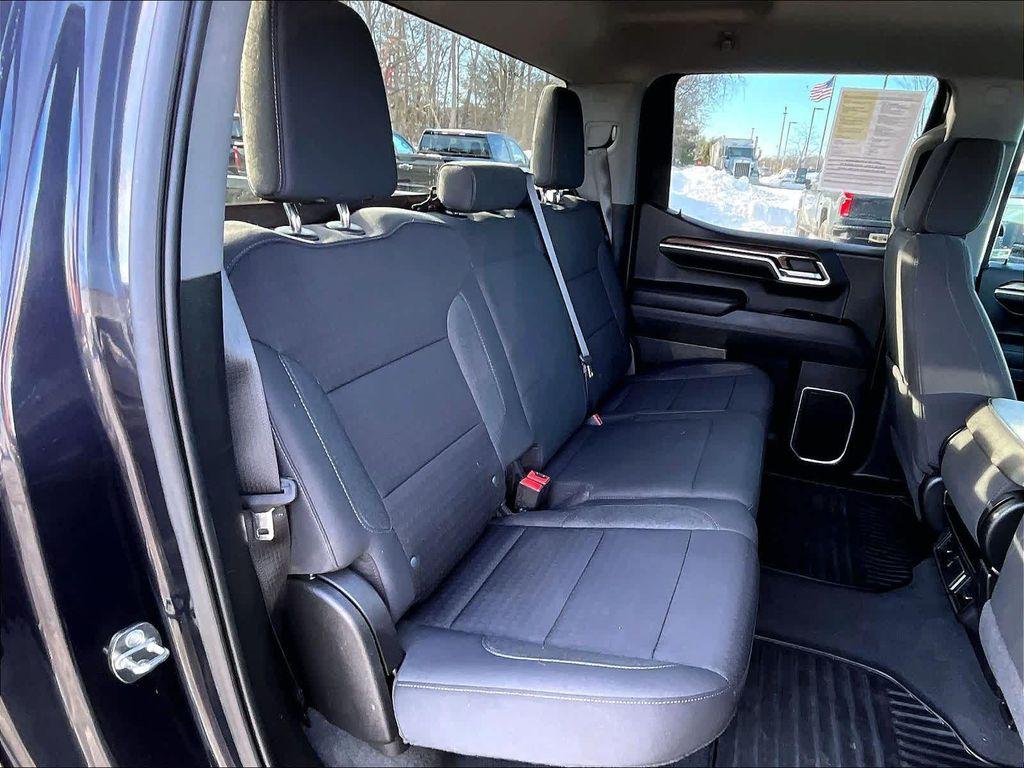 used 2022 Chevrolet Silverado 1500 car, priced at $33,440