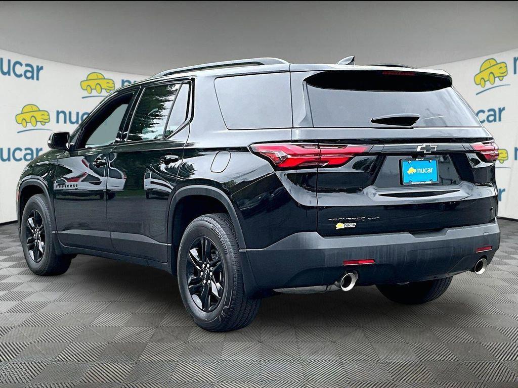 used 2023 Chevrolet Traverse car, priced at $32,123