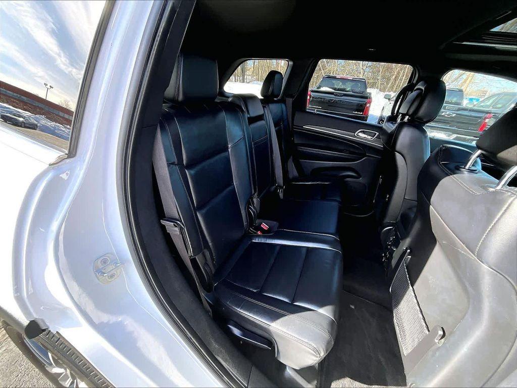 used 2022 Jeep Grand Cherokee car, priced at $26,139