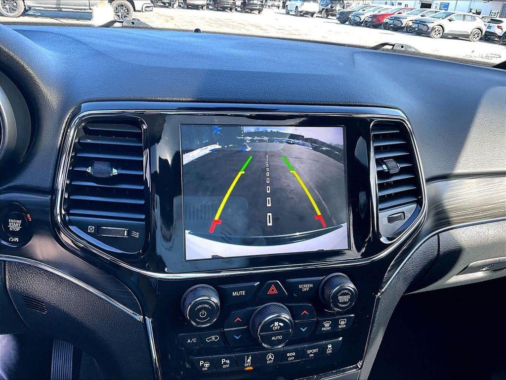 used 2022 Jeep Grand Cherokee car, priced at $26,139