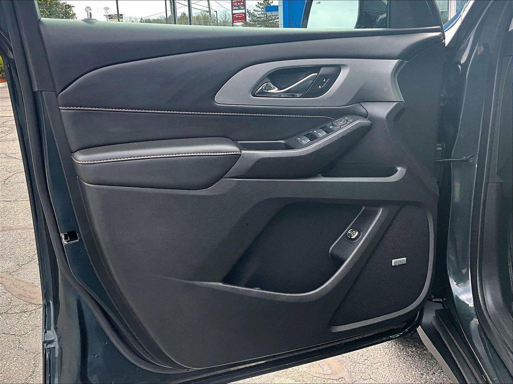 used 2020 Chevrolet Traverse car, priced at $21,682