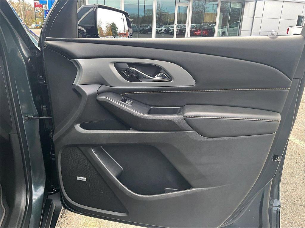 used 2020 Chevrolet Traverse car, priced at $21,682