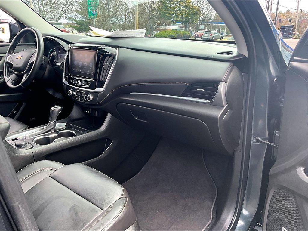 used 2020 Chevrolet Traverse car, priced at $21,682