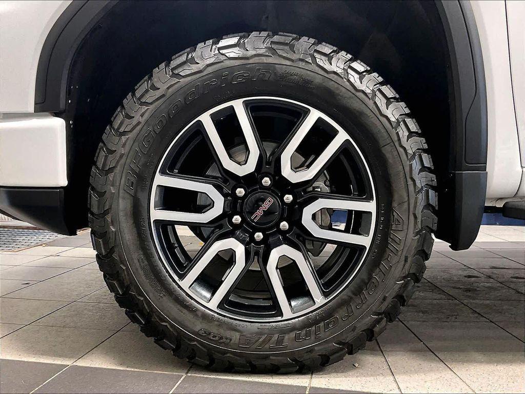 used 2024 GMC Sierra 1500 car, priced at $49,990