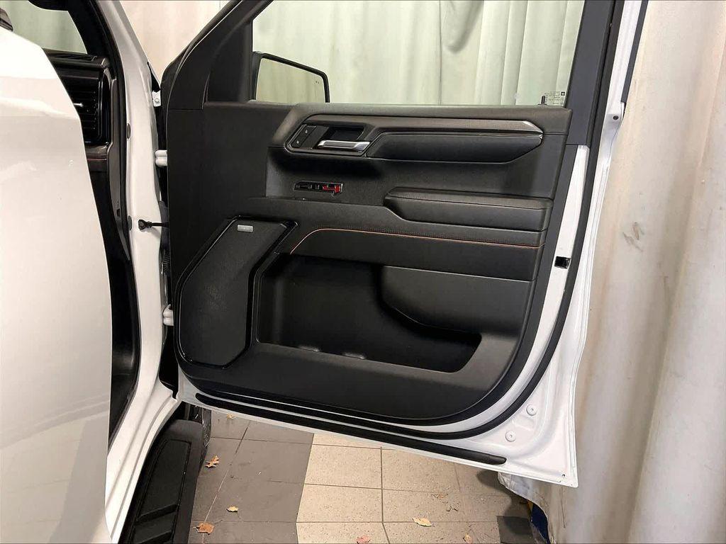 used 2024 GMC Sierra 1500 car, priced at $49,990