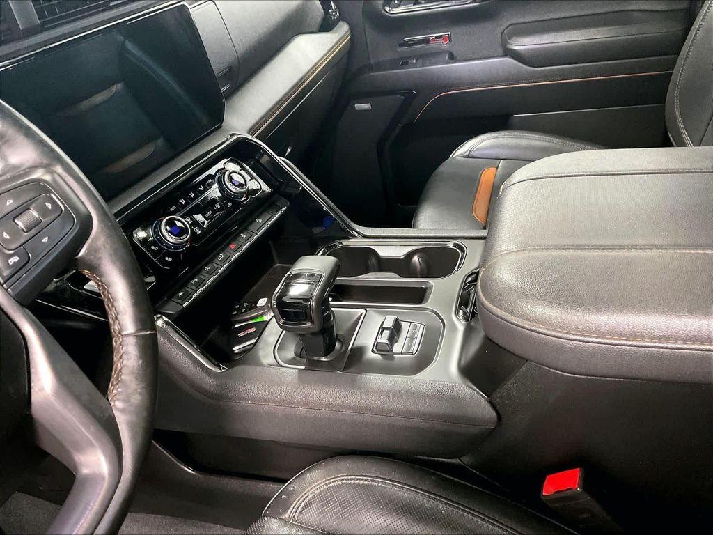 used 2024 GMC Sierra 1500 car, priced at $49,990