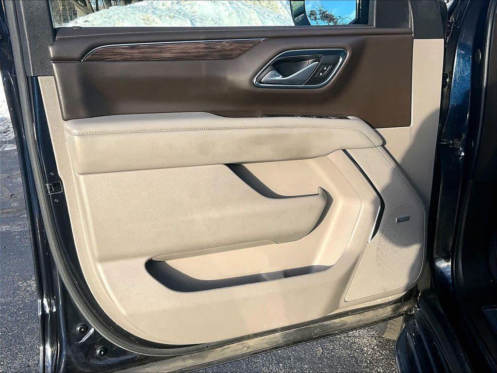 used 2022 Chevrolet Tahoe car, priced at $47,398