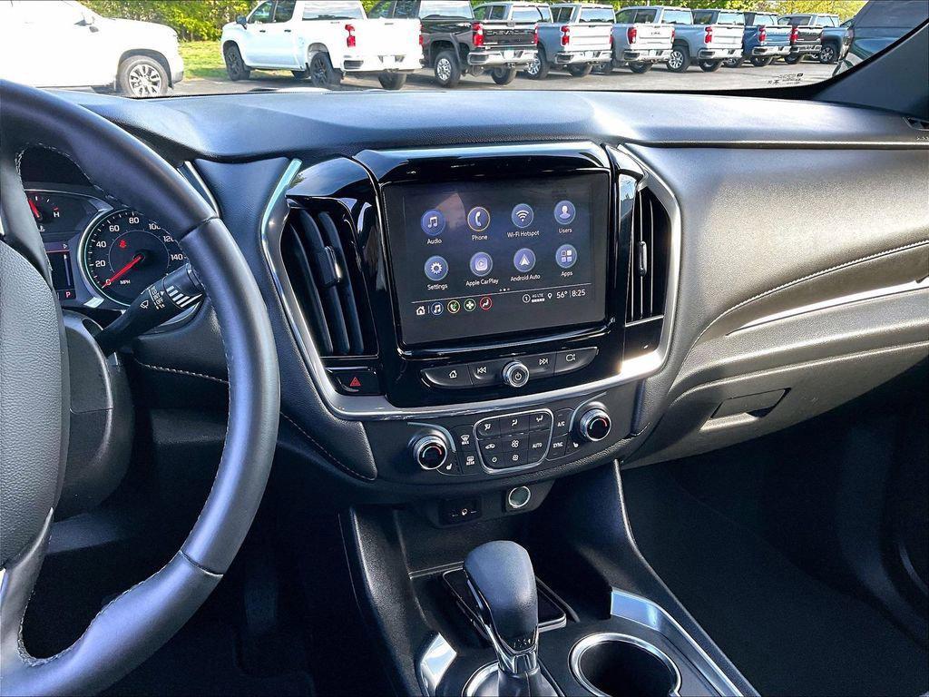used 2023 Chevrolet Traverse car, priced at $31,327