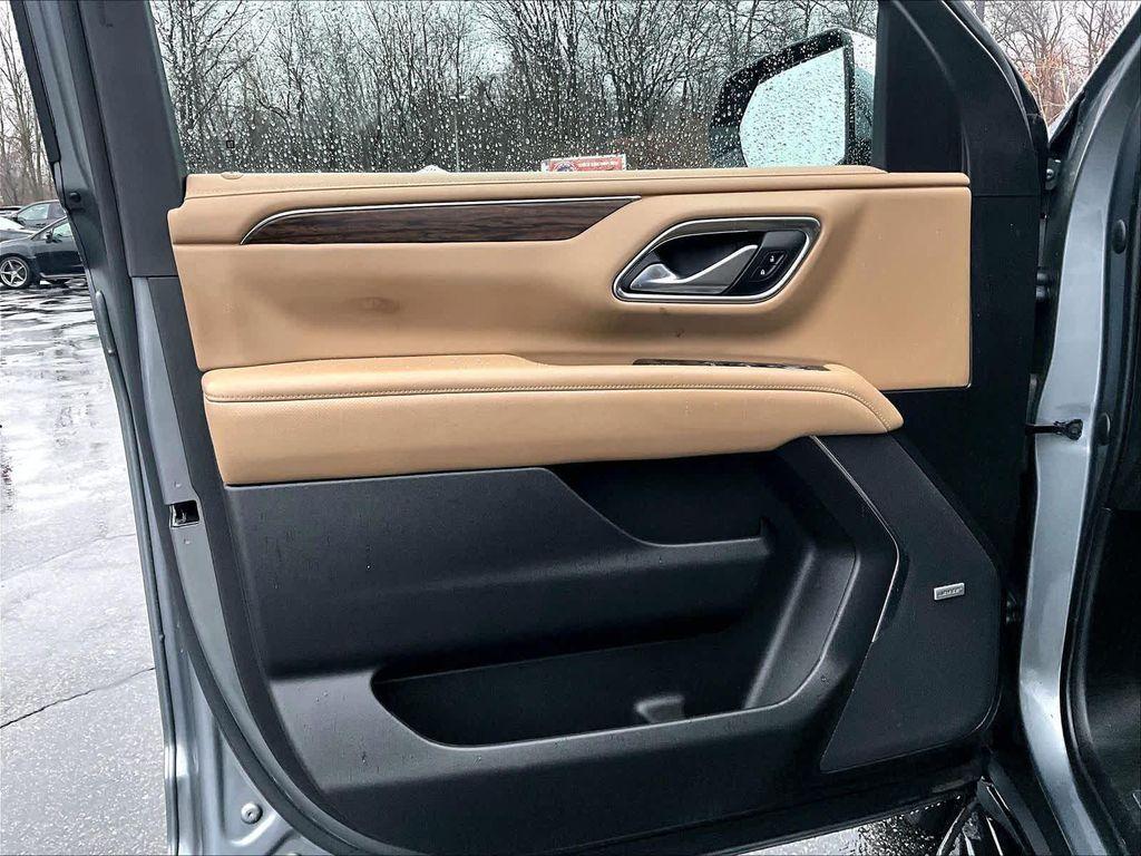 used 2022 Chevrolet Tahoe car, priced at $52,997