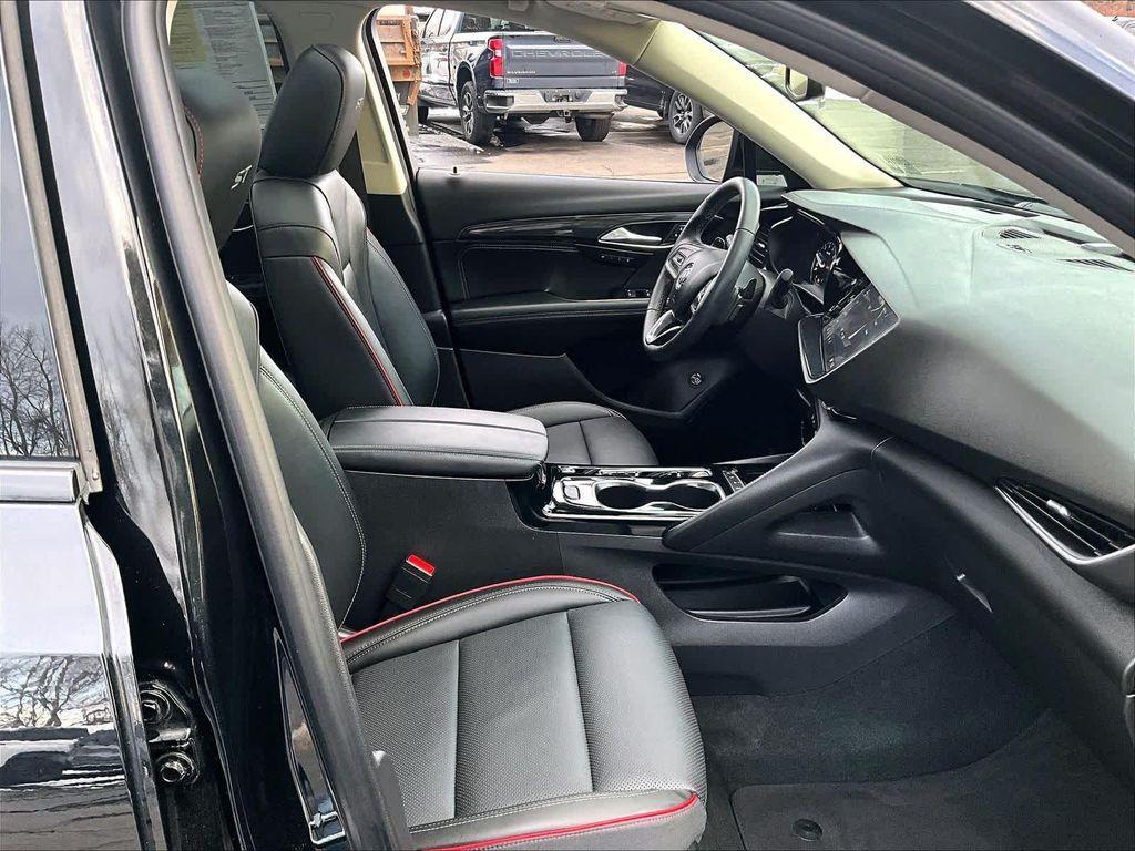 used 2023 Buick Envision car, priced at $27,990