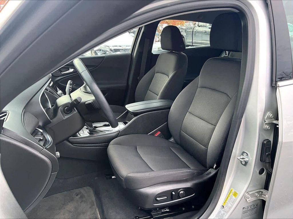 used 2016 Chevrolet Malibu car, priced at $13,870