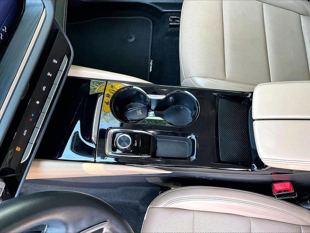 used 2024 Buick Envision car, priced at $25,424