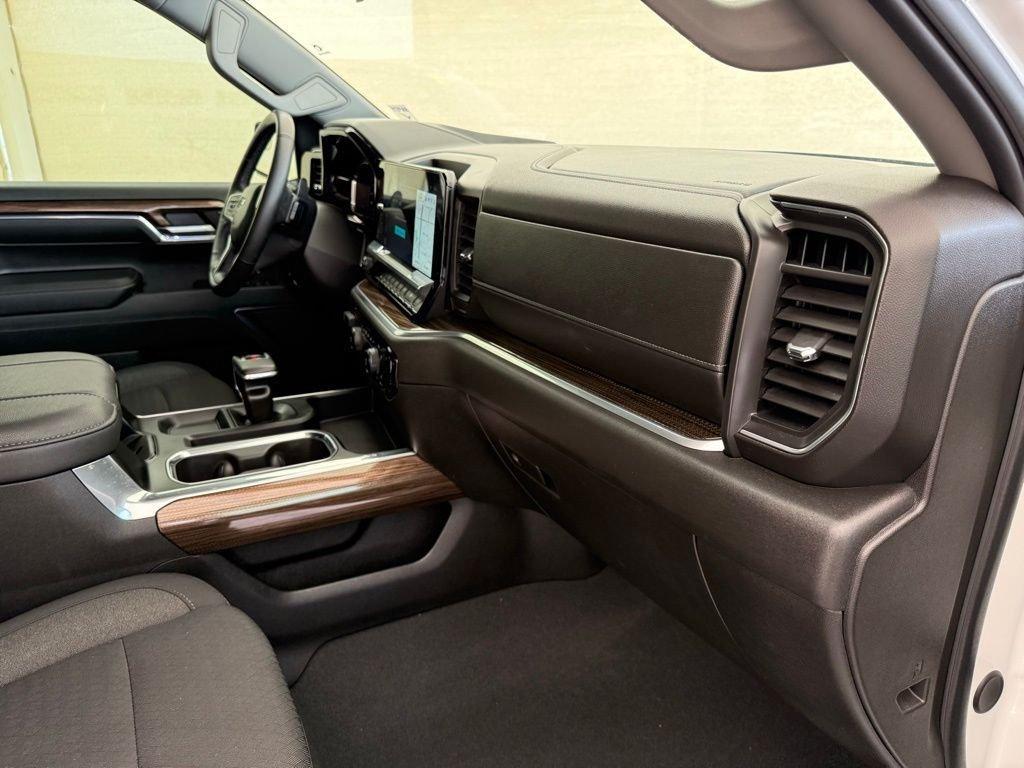 used 2024 Chevrolet Silverado 1500 car, priced at $45,773