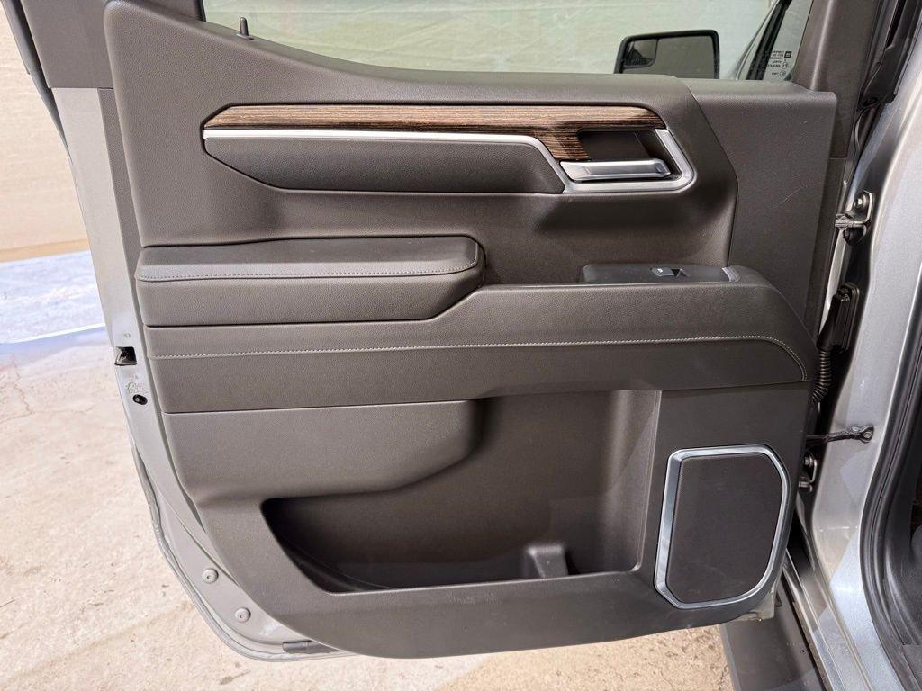 used 2024 GMC Sierra 1500 car, priced at $39,073