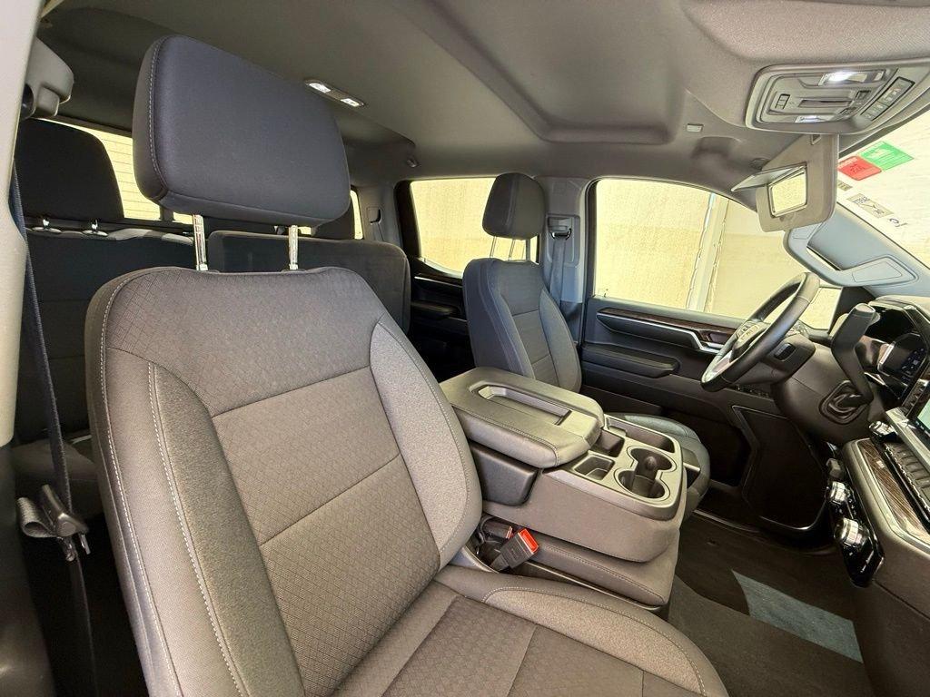 used 2024 GMC Sierra 1500 car, priced at $39,073