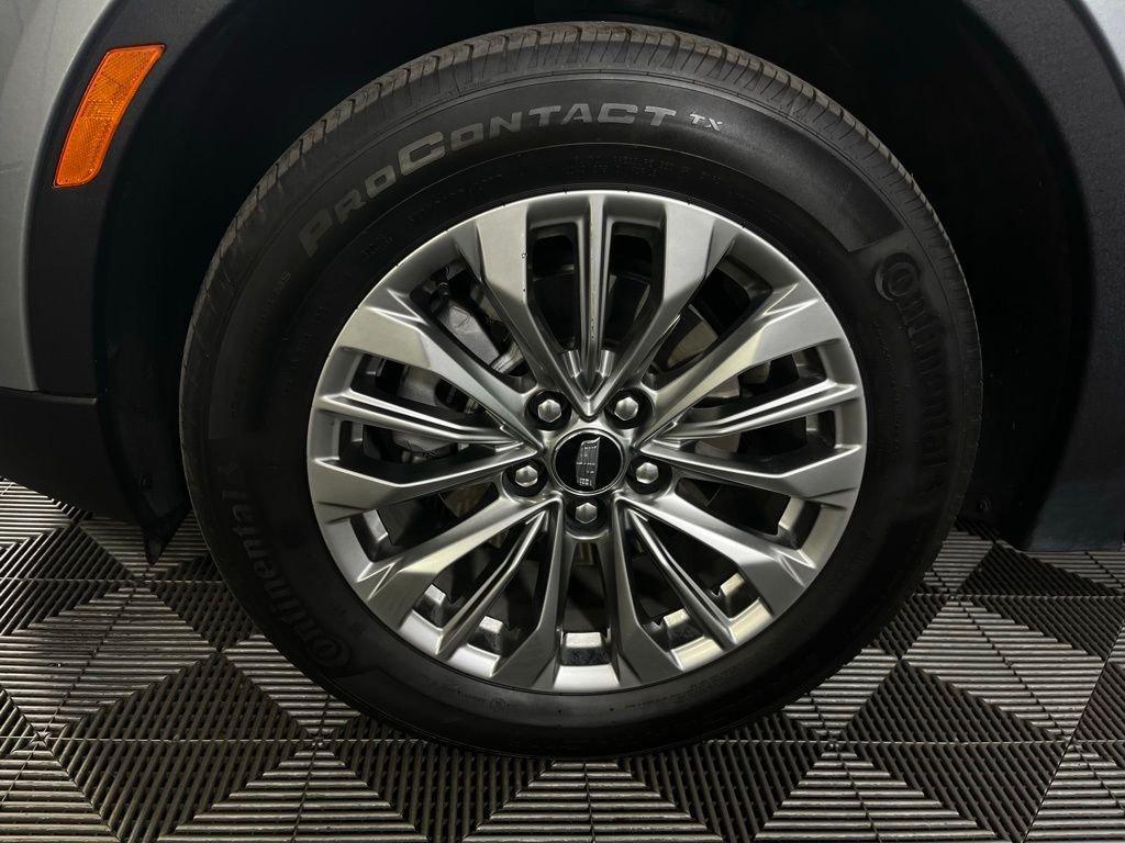 used 2024 Cadillac XT4 car, priced at $33,573